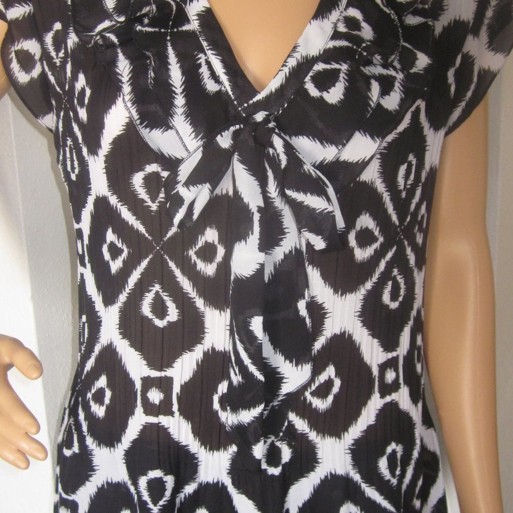New Condition East 5th Blouse